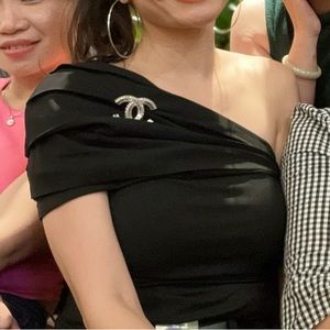 zara black cross shoulder shirt